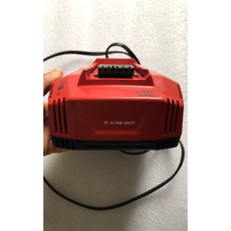 เครื่องชาร์จเร็วแบบหลายแรงดัน  - Power Tools Toolstation บทวิจารณ์และราคา